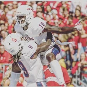 Meet your Posher, Deandre